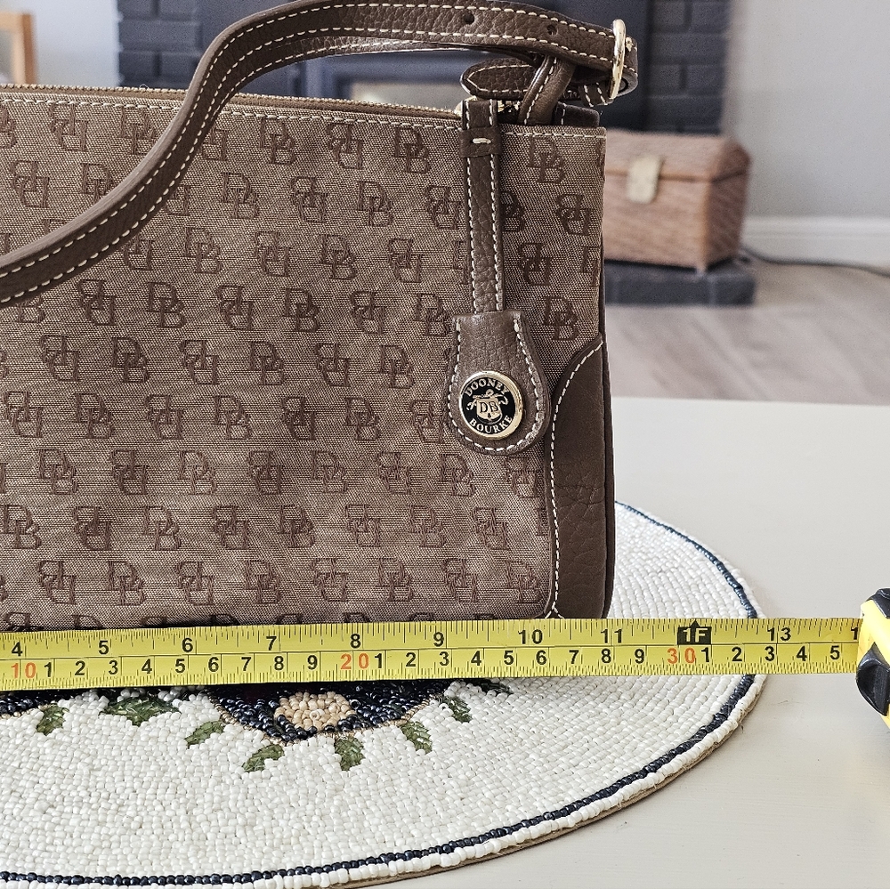 Vintage Dooney & Bourke Shoulder Bag - Picture 7 of 8